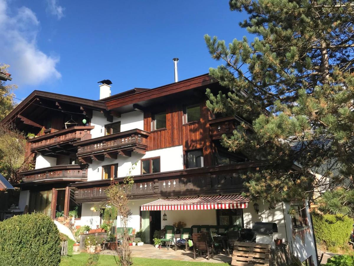 Pension Gulla - Ferienhaus Appartements B&B Neustift im Stubaital Buitenkant foto