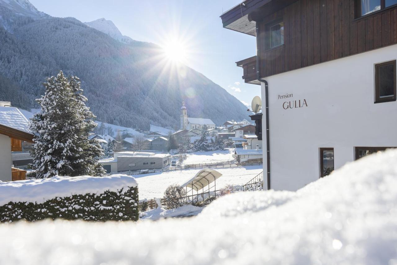 Pension Gulla - Ferienhaus Appartements B&B Neustift im Stubaital Buitenkant foto