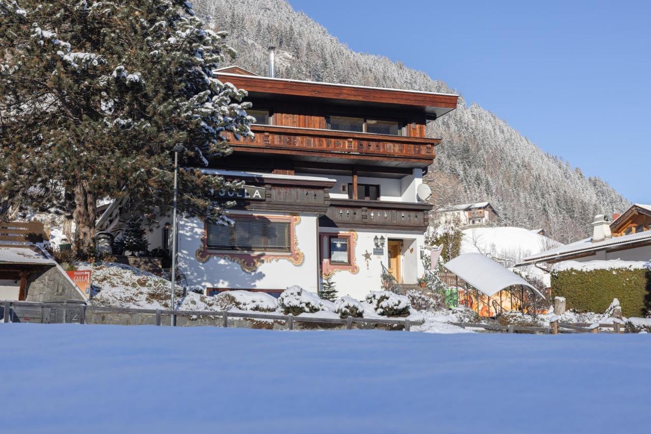 Pension Gulla - Ferienhaus Appartements B&B Neustift im Stubaital Buitenkant foto