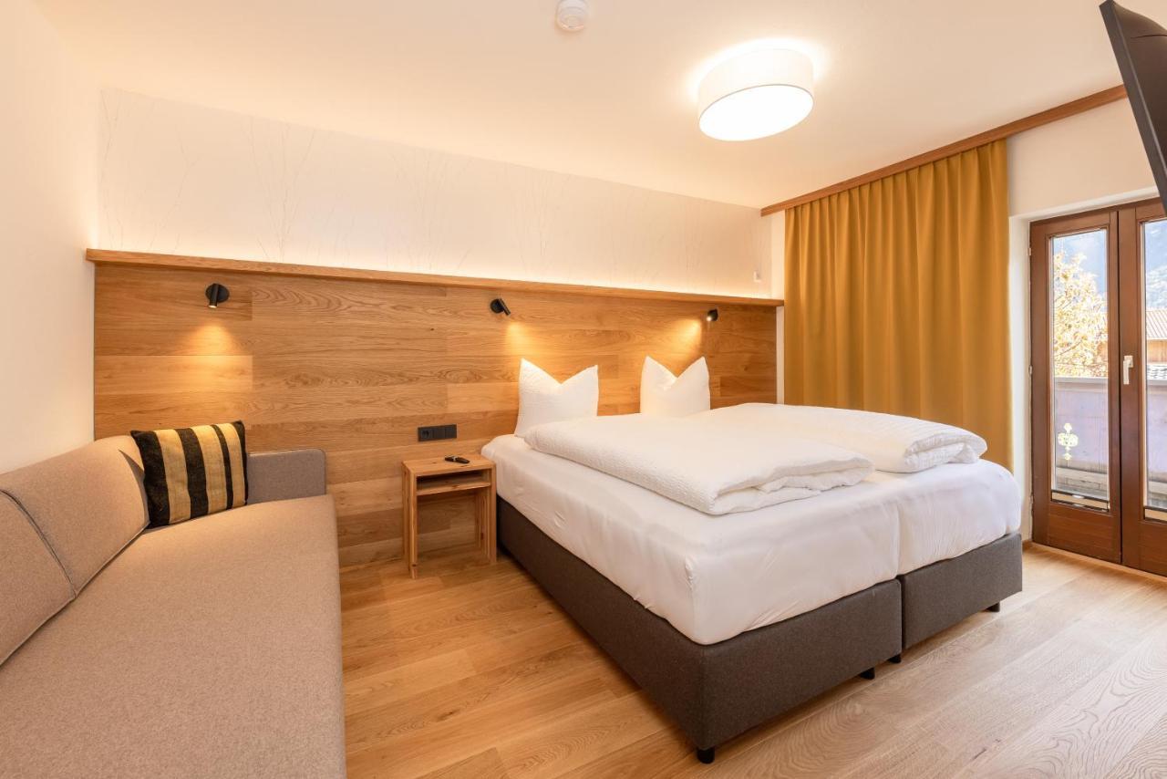 Pension Gulla - Ferienhaus Appartements B&B Neustift im Stubaital Buitenkant foto