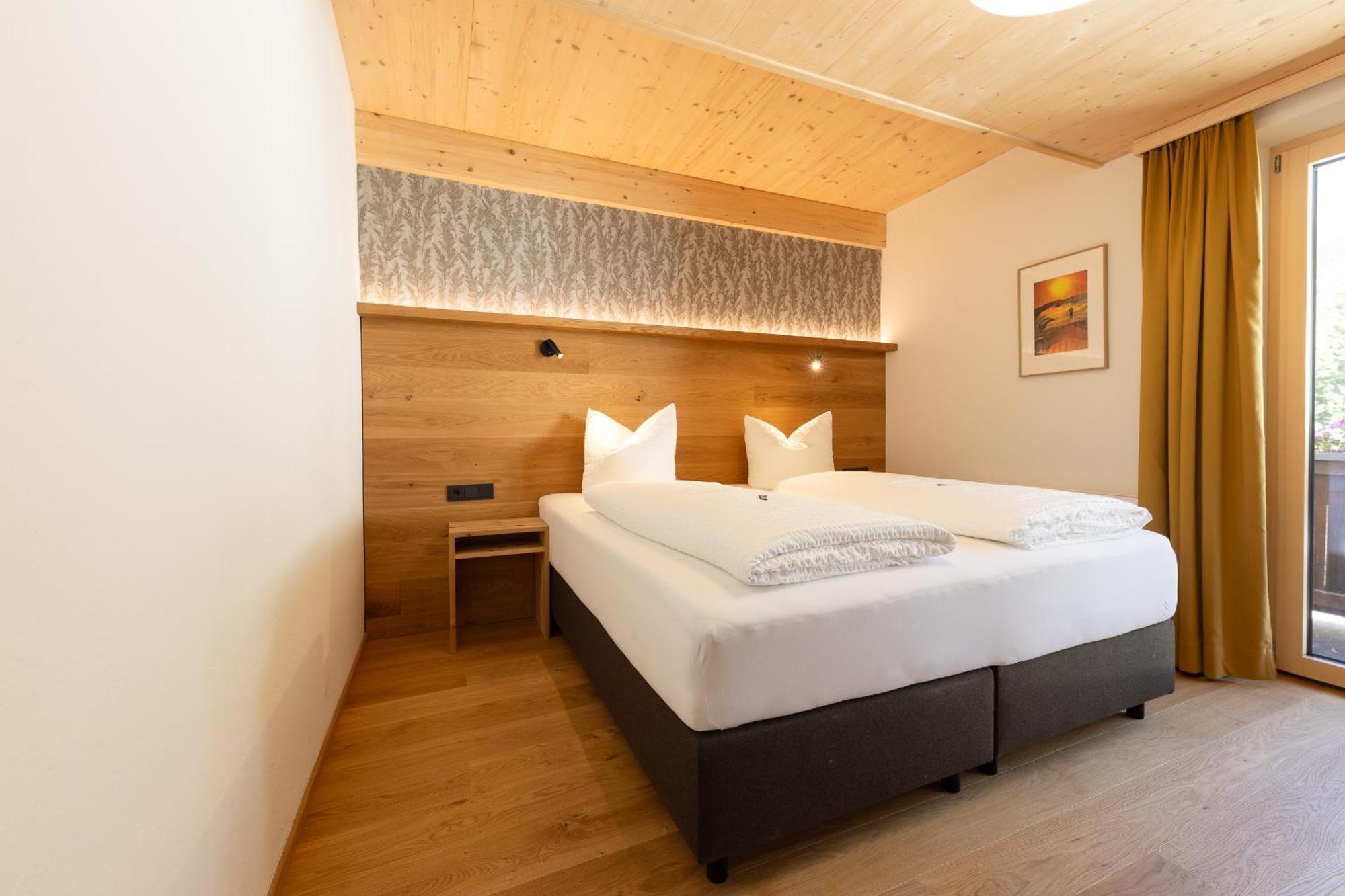Pension Gulla - Ferienhaus Appartements B&B Neustift im Stubaital Buitenkant foto