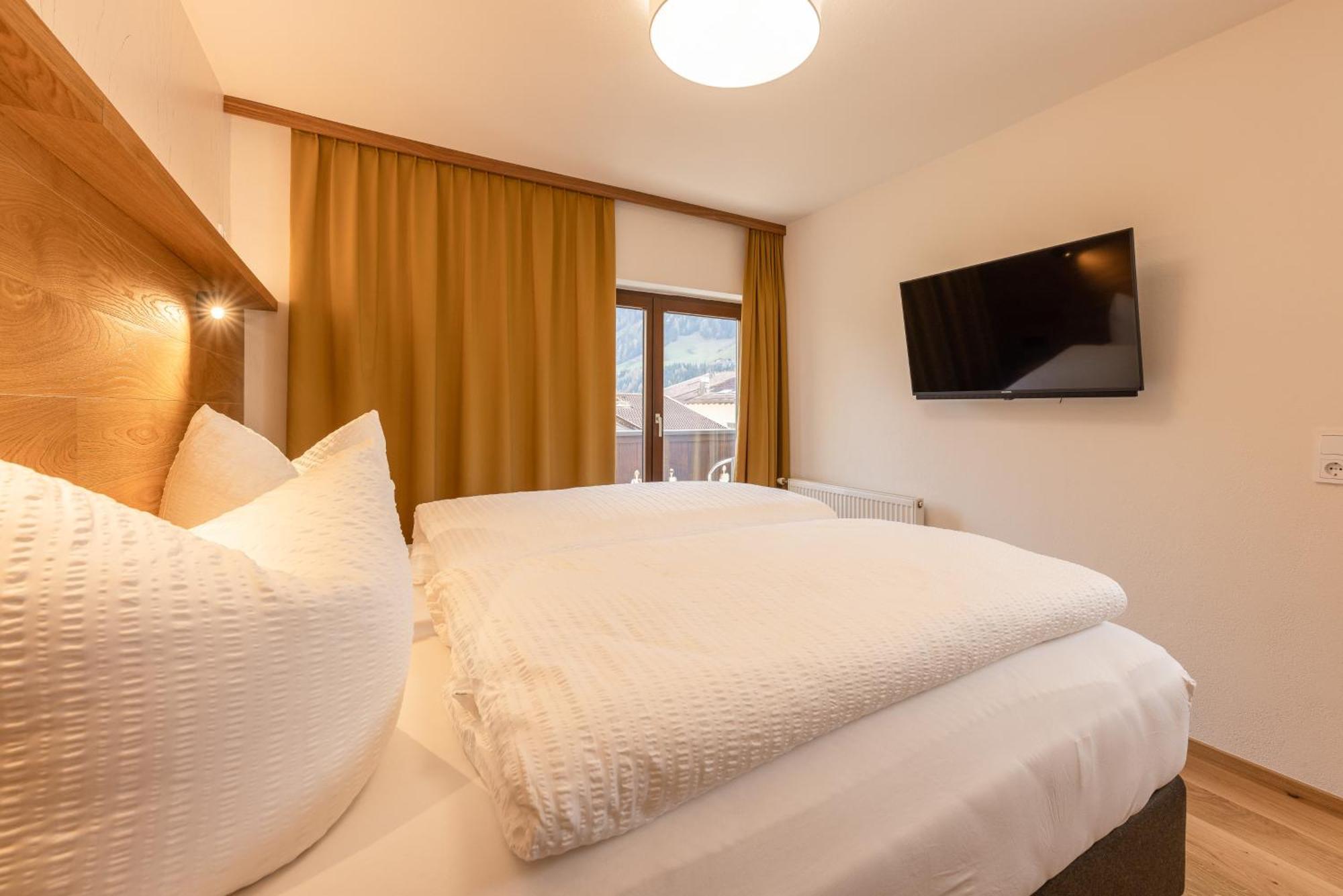 Pension Gulla - Ferienhaus Appartements B&B Neustift im Stubaital Buitenkant foto